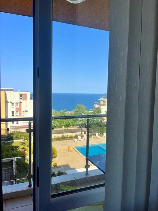 Продава се Тристаен апартамент в Мартен - 92 кв.м за 924 €/кв.м - Снимка #3