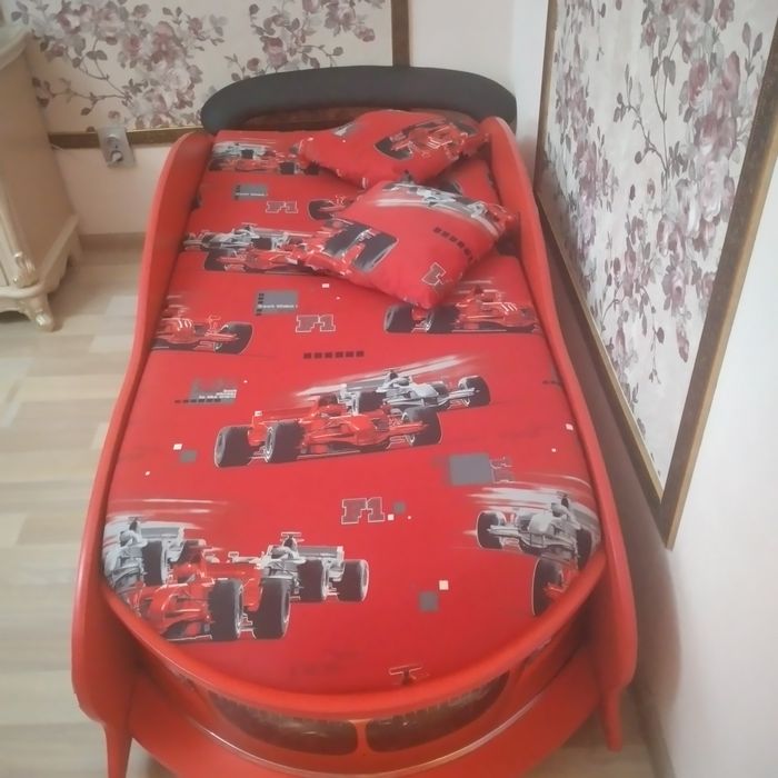 Кровать машина (Россия)