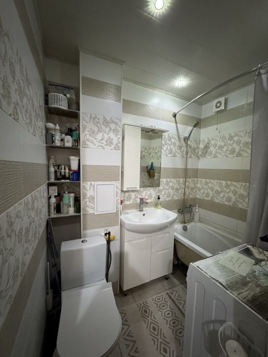 Продам 3 ком квартиру, 1982г