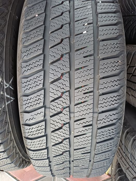 Vând 4 anvelope de iarna 205 55 r16 POINT'S by Continental foarte bune