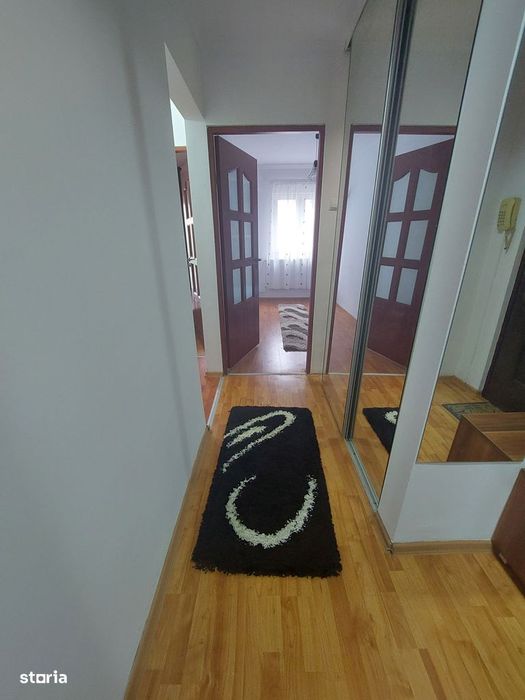 Decebal - 3 camere mobilat și utilat,et.2 , PC , decomandat