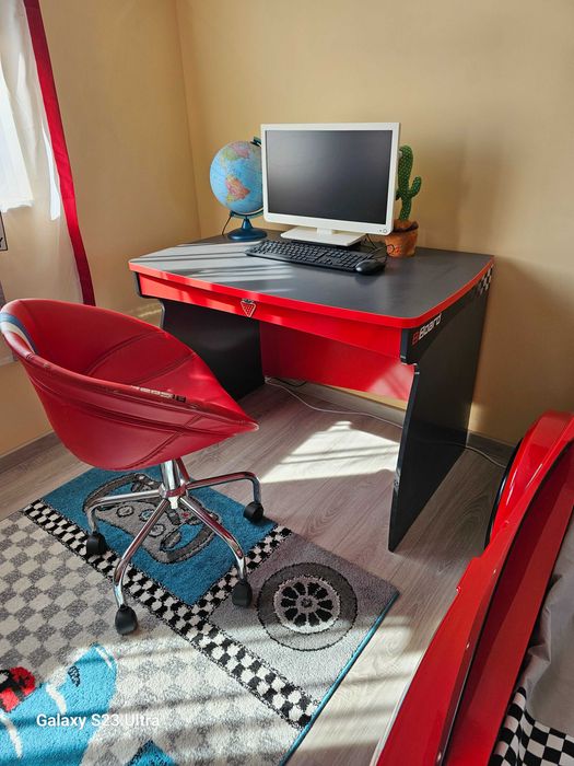 Детско бюро Champion Racer St