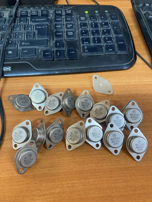 Mj 11033 Mj 11032 original.