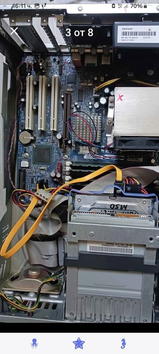 Продавам настолен  и монитор