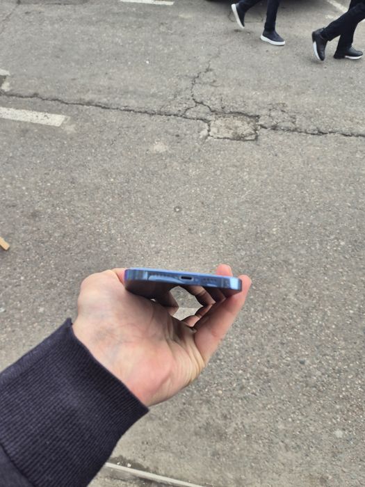 13ProMax srochno sotiladi