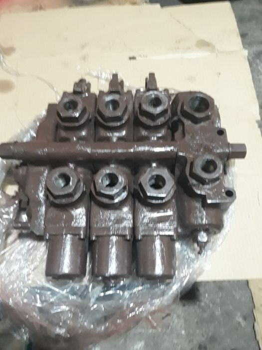 SC PIESE UTILAJE Distribuitor de ifron cu garantie