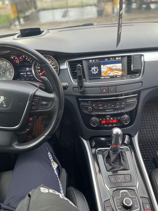 Перфектна напълно обслужена