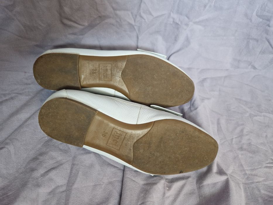 Продам кожаные лоферы