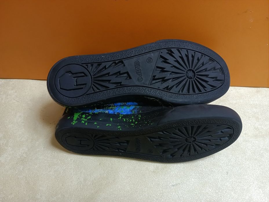 EMP Ghost N 39 кецове - 25 лв