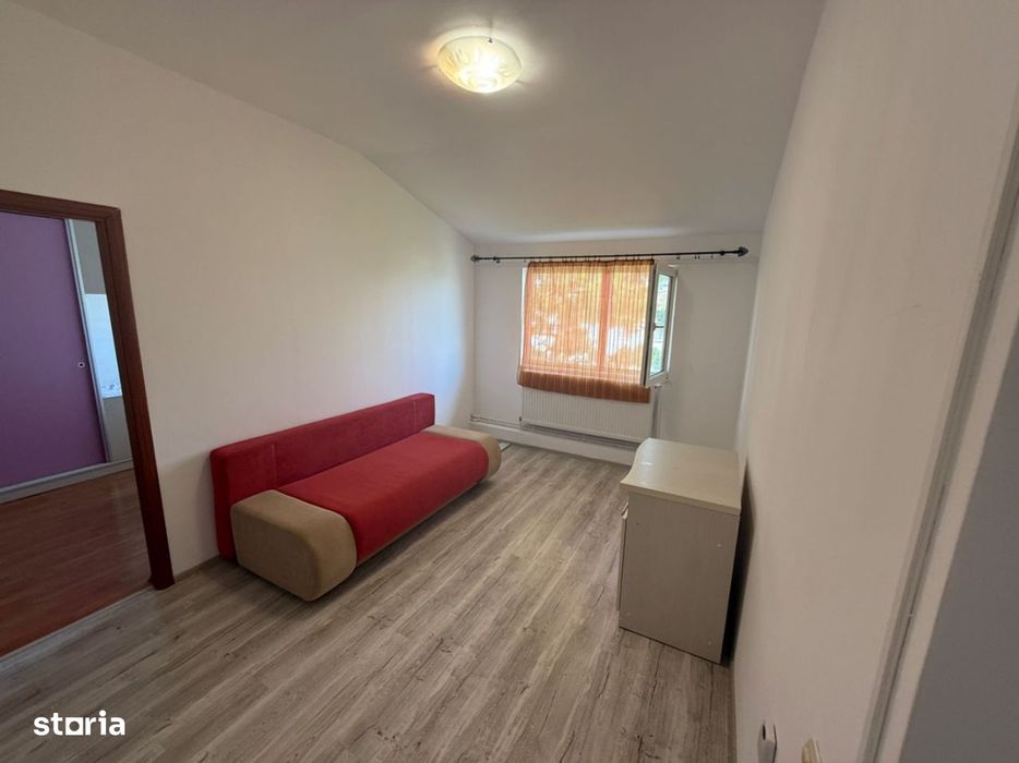 Apartament 3 camere zona KM 4-5