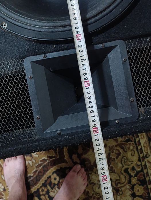 Эстрадная колонка большая