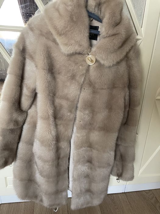 Шуба . В очень хорошем состояний