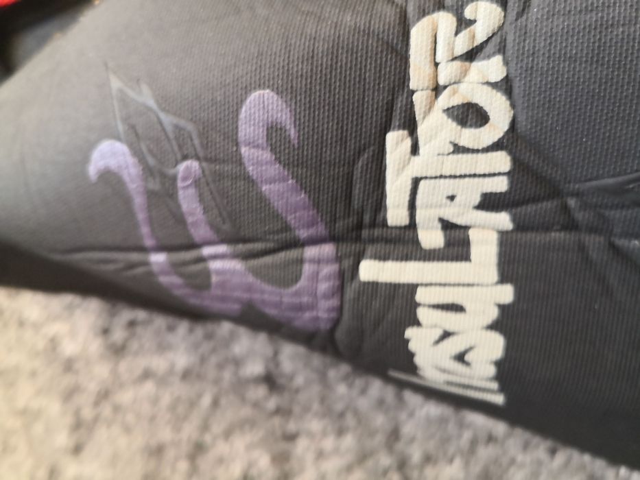 Vind costum de neopren 400 lei