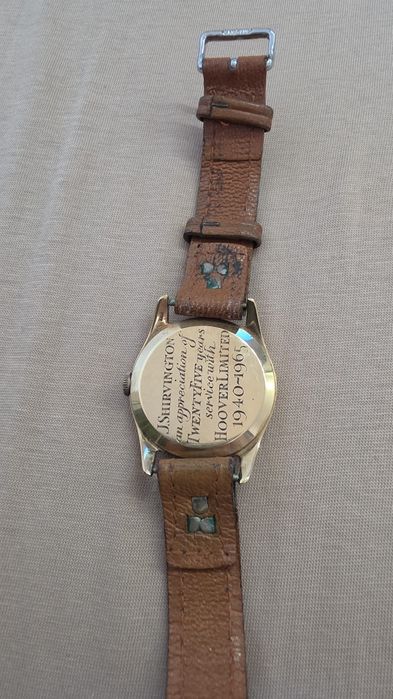 Ceasuri aur Omega Longines