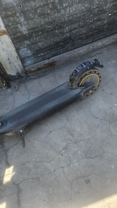 Срочно Продам электросамокат