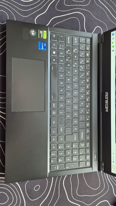 Laptop Gaming RTX 4060 / i7 / 32GB RAM / 1TB SSD – Monster Tulpar T5