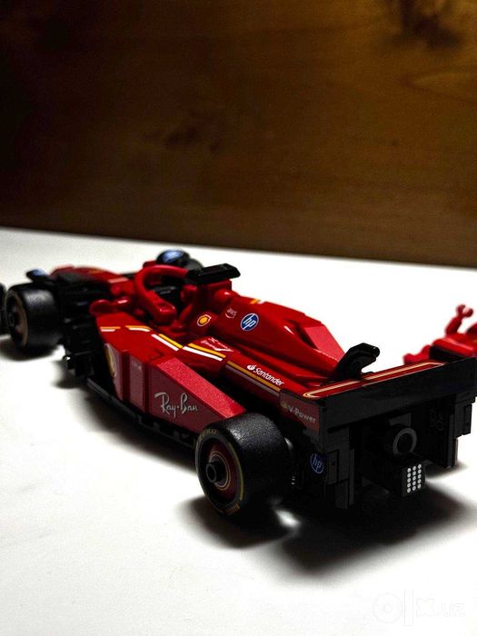 Ferrari Formula 1 Speed Champions Lego konstruktori.