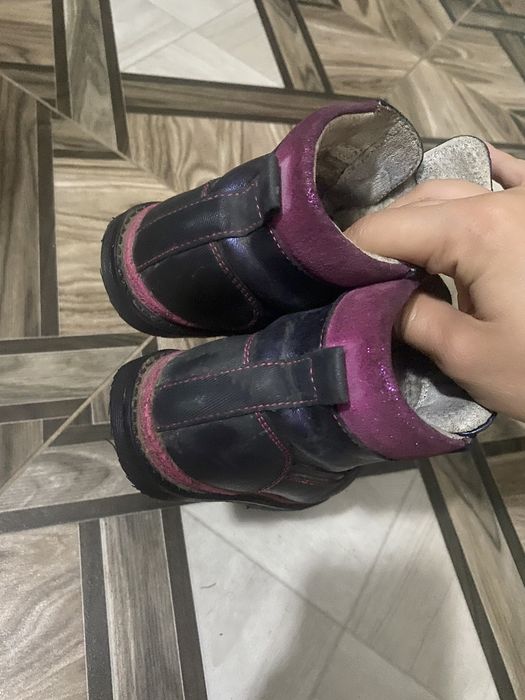 Продам полусапожки elegami натуральная кожа