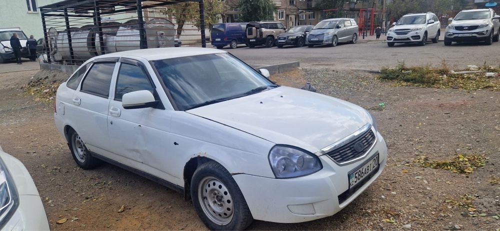 Автомобиль прадаю