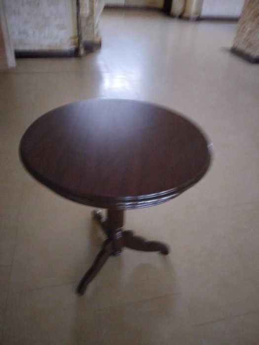 vand mobilier de lux  , restaurant 8 mese si 32 scaune