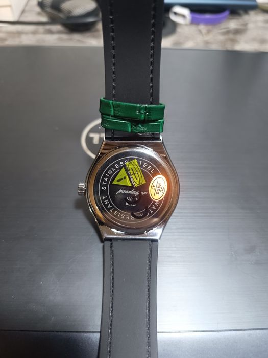 Часы наручные мужские