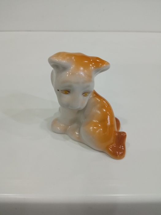 Винтажная Фарфоровая статуэтка "Львёнок"