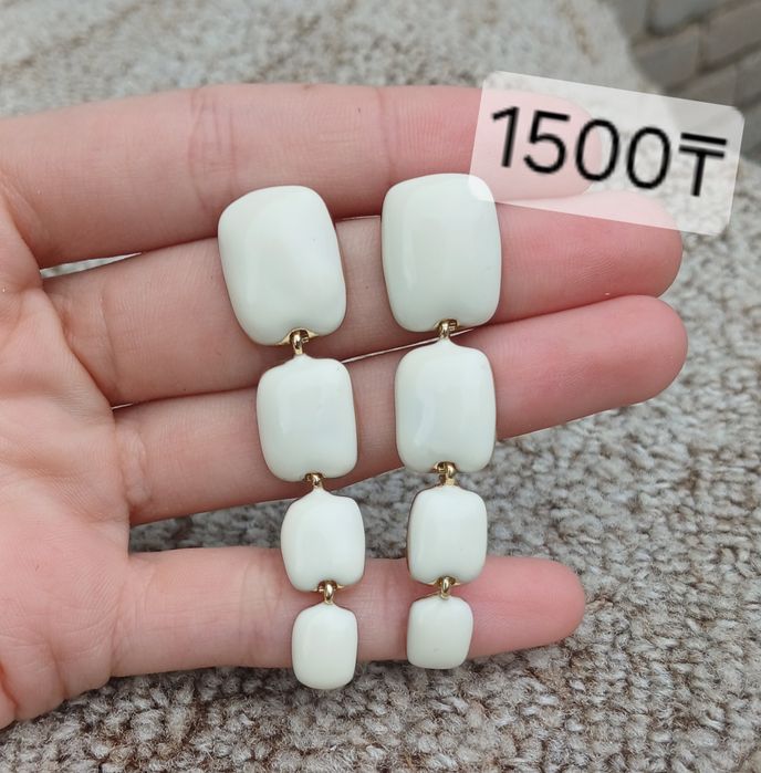 Продаю серьги из титана