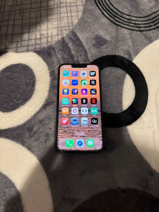 Iphone 14, capacitate 128 Gb