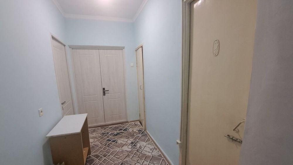 Чирчик ш. Навоий Детский больница кирпичный 1х/2/4 28 м² душевой