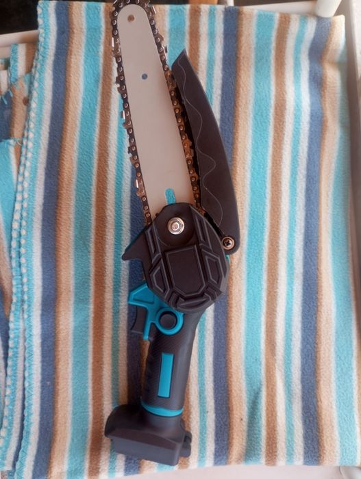 Малка електрическа резачка