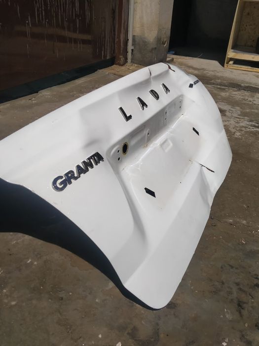 Крышка багажника Lada Granta fl