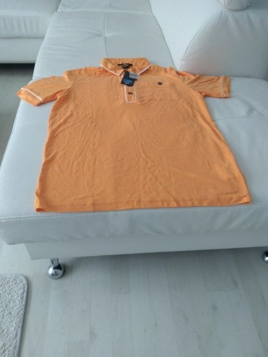 vand tricou sport polo barbatesc ,produs de calitate nou.