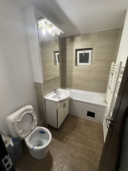 Apartament 4 camere de vanzare zona Obcini