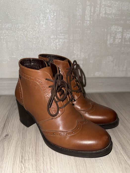 Демисезонные полусапожки