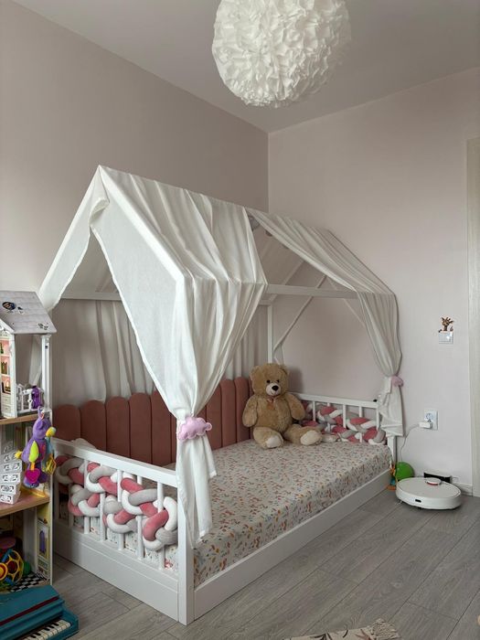 Pat casuta Montessori, pat copii, lemn masiv, loc de joaca