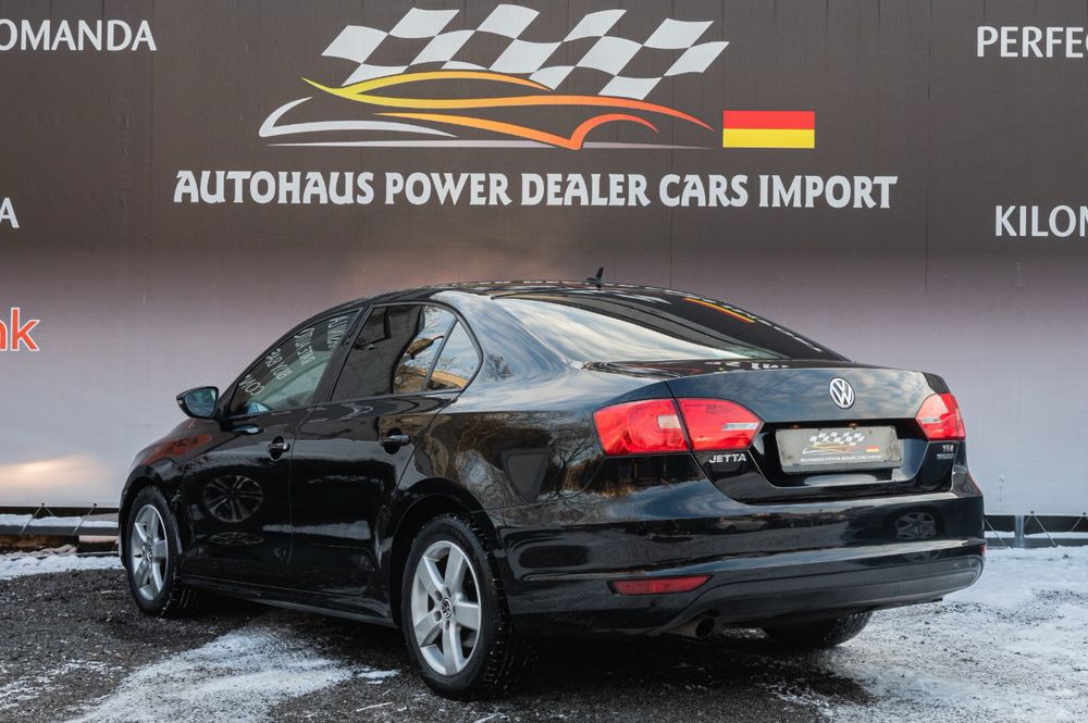 VW Jetta -2012-automat- navigatie-scaune incalzite-jante aliaj-senzori