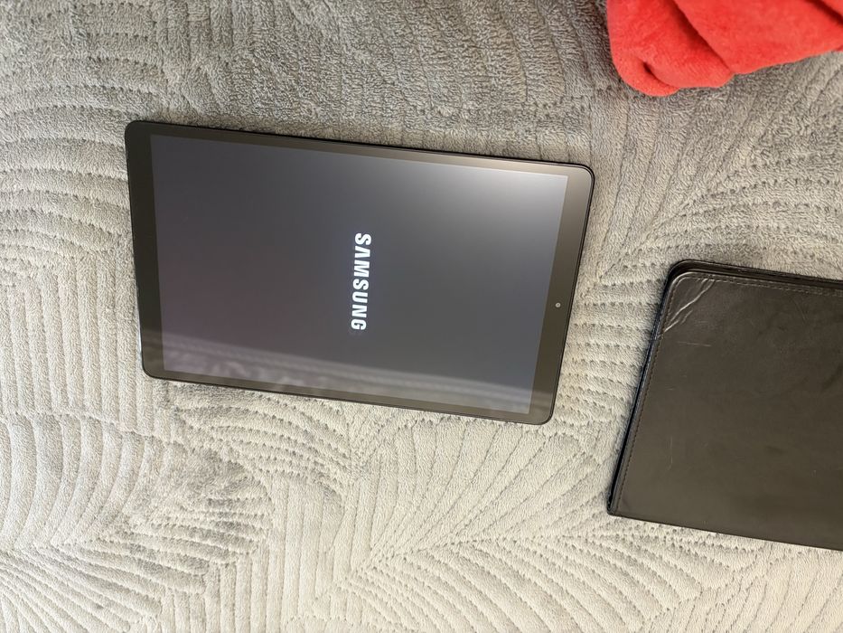 Планшет TAB A sm-t515