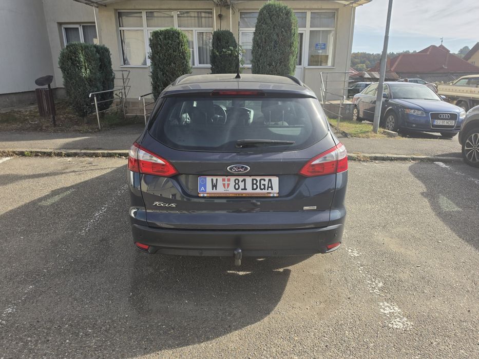 FORD Focus 2013 — imagine 4