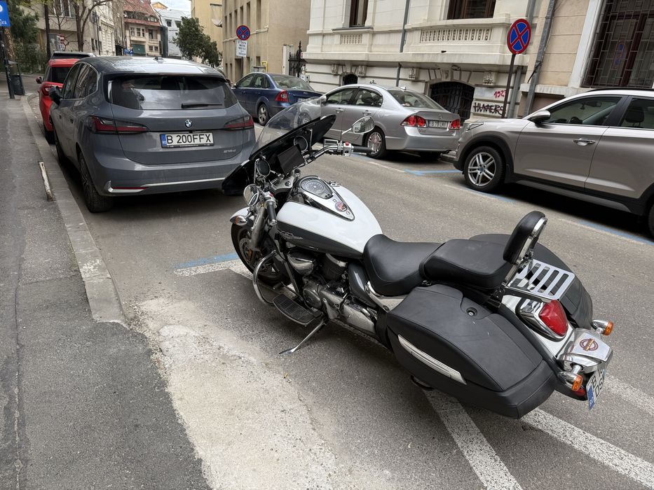 Suzuki Boulevard C90T