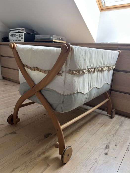 Бебешко легло, кошче на колела