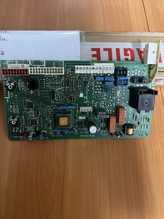Placa centrala termica vaillant 242/3-3 R2 turbotec pro in stare perfecta de fuctionare