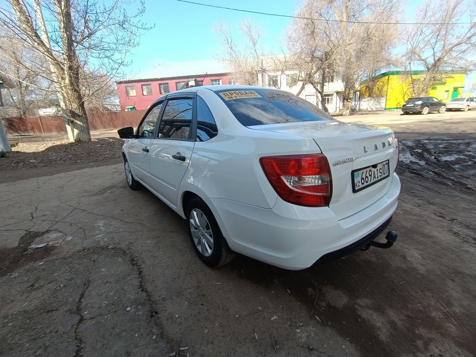 Продам Гранту в отличном состоянии