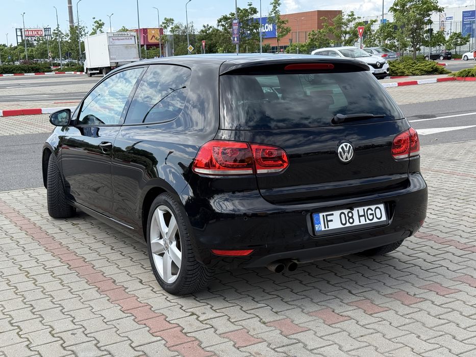 VOLKSWAGEN Golf 2011 — imagine 4