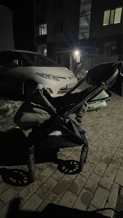 Продам детскую коляску