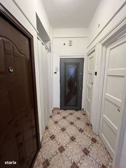 Garsonieră decomandată Primărie Universitate 3/4 mobilată