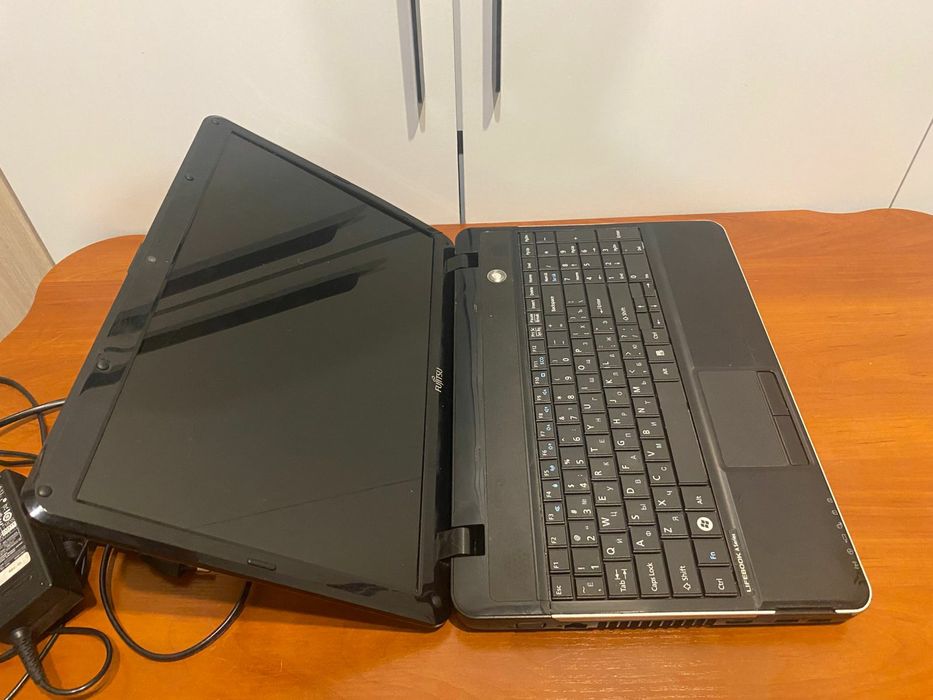 Отличный офисный ноутбук intel core i5