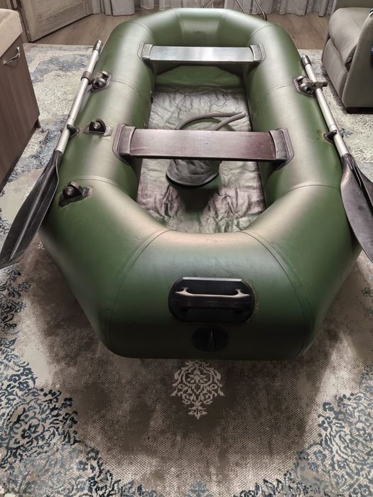 Продам лодку Аква 260