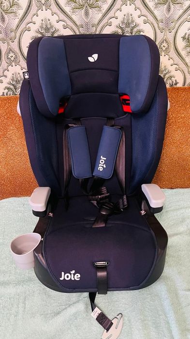 Продам автокресло