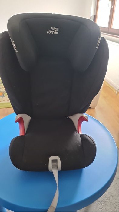 Scaun auto Cosmos Black Britax Römer Izofix 15-36 kg