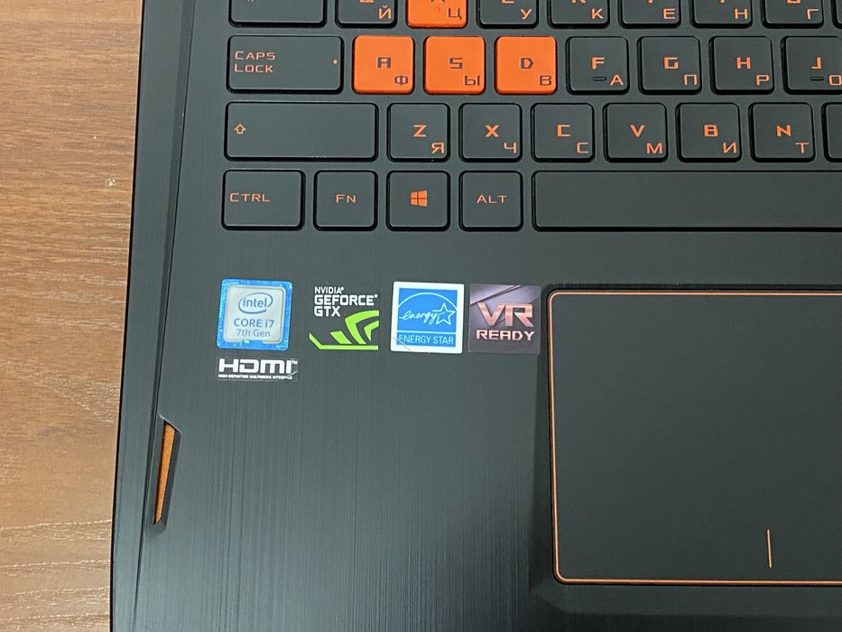продаю ноутбук ASUS ROG Strix GL502VM